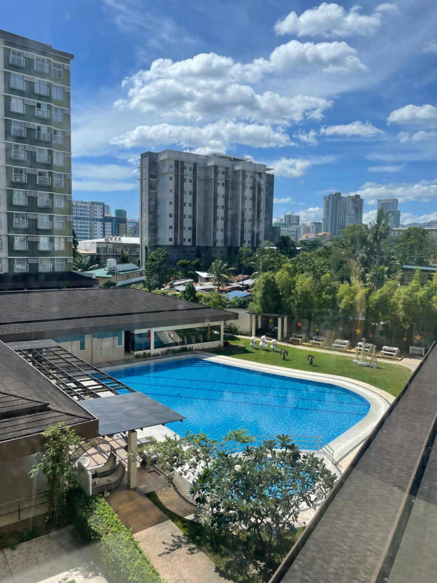 Bamboo Bay Community Condominium Mandaue City Exterior photo